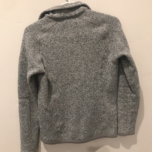 Patagonia 1/4 zip Fleece! - Picture 2 of 3